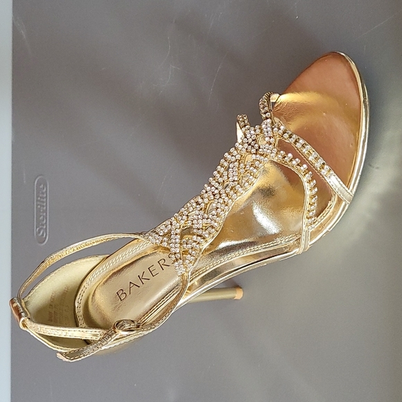 Rhinestone strappy heels! - Picture 5 of 10